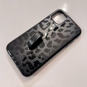 LOOPY CASE black leopard!!! iPhone 11 or iPhone XR